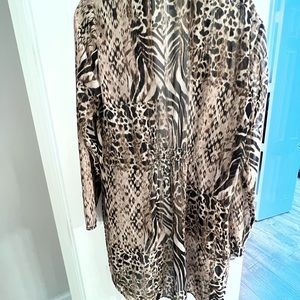 Dana Buchanan Size Medium